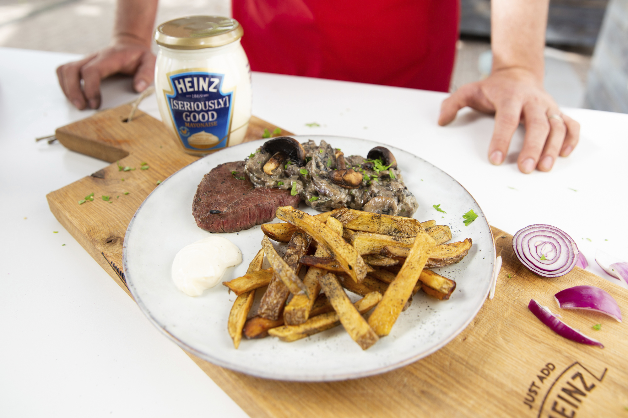Frietjes 2.0 : Gerookt hooizout – steak champignon